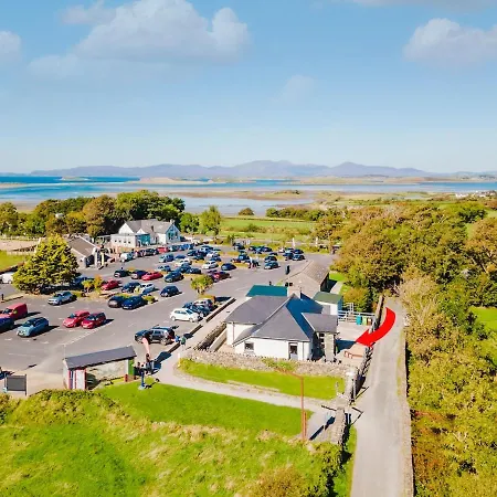 Reek Road At Croagh Patrick Mountain Nyaraló